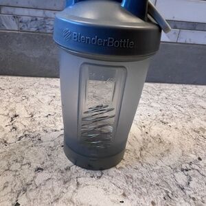 Blender Bottle Gray 20 oz